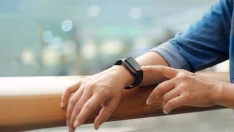 कोरोना संक्रमण के संकेतों को पकड़ने के लिए स्मार्टबैंड बना रहा IIT मद्रास से जुड़ा स्टार्टअप कोरोना संक्रमण के संकेतों को पकड़ने के लिए स्मार्टबैंड बना रहा IIT मद्रास से जुड़ा स्टार्टअप
