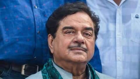 कांग्रेस का हाथ थामेंगे शत्रुघ्न सिन्हा, पटना साहिब से लड़ सकते हैं चुनाव कांग्रेस का हाथ थामेंगे शत्रुघ्न सिन्हा, पटना साहिब से लड़ सकते हैं चुनाव
