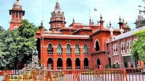 सहमति से संबंध बनाने की उम्र सीमा घटाकर 16 साल की जाए- मद्रास हाई कोर्ट सहमति से संबंध बनाने की उम्र सीमा घटाकर 16 साल की जाए- मद्रास हाई कोर्ट
