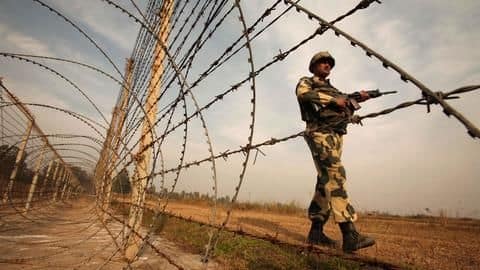 चीन के निर्देशों पर जम्मू-कश्मीर में हथियार भेज रहा पाकिस्तान, ड्रोन से हो रही आपूर्ति- रिपोर्ट चीन के निर्देशों पर जम्मू-कश्मीर में हथियार भेज रहा पाकिस्तान, ड्रोन से हो रही आपूर्ति- रिपोर्ट