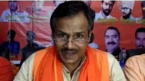कमलेश तिवारी की हत्या के बाद नफरत फैलाने के मामले में 10 लोग गिरफ्तार कमलेश तिवारी की हत्या के बाद नफरत फैलाने के मामले में 10 लोग गिरफ्तार