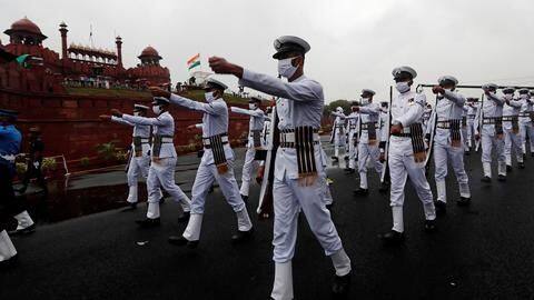 हर साल से अलग होगा इस बार का स्वतंत्रता दिवस समारोह, कोरोना के कारण कई बदलाव हर साल से अलग होगा इस बार का स्वतंत्रता दिवस समारोह, कोरोना के कारण कई बदलाव
