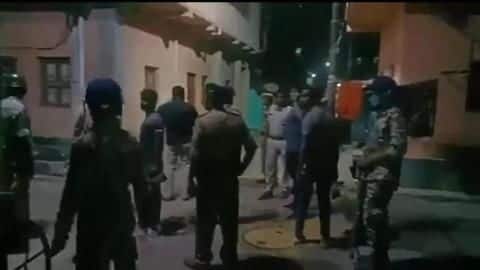 बंगाल: जगतदाल में 15 अलग-अलग जगहों पर देसी बमों से हमला, बच्चे समेत तीन लोग घायल बंगाल: जगतदाल में 15 अलग-अलग जगहों पर देसी बमों से हमला, बच्चे समेत तीन लोग घायल