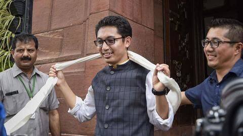 बचकाना बयान देकर घिरे लद्दाख के सांसद, कहा- UN में लद्दाख का मुद्दा उठना अच्छी बात बचकाना बयान देकर घिरे लद्दाख के सांसद, कहा- UN में लद्दाख का मुद्दा उठना अच्छी बात