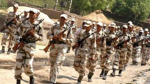 छत्तीसगढ़: ITBP कैंप में जवान ने साथियों पर बरसाई गोलियां, छह की मौत छत्तीसगढ़: ITBP कैंप में जवान ने साथियों पर बरसाई गोलियां, छह की मौत