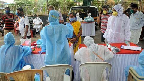 कोरोना वायरस: देश में मार्च के बाद पहली बार बढ़ी ट्रांसमिशन रेट कोरोना वायरस: देश में मार्च के बाद पहली बार बढ़ी ट्रांसमिशन रेट
