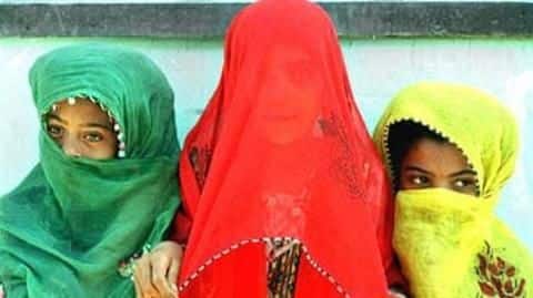 यहां गोद ली बेटी से शादी कर सकता है पिता, जानिये इस देश के अजीबोगरीब कानून यहां गोद ली बेटी से शादी कर सकता है पिता, जानिये इस देश के अजीबोगरीब कानून
