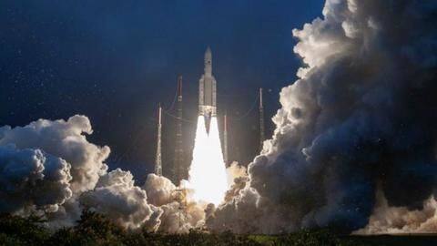 ISRO ने की साल का शानदार शुरुआत, सफलतापूर्वक लॉन्च हुआ GSAT-30 ISRO ने की साल का शानदार शुरुआत, सफलतापूर्वक लॉन्च हुआ GSAT-30