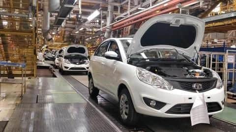 लगातार 10वें महीने वाहनों की बिक्री में गिरावट जारी, 20 सालों में पहली बार इतनी मंदी लगातार 10वें महीने वाहनों की बिक्री में गिरावट जारी, 20 सालों में पहली बार इतनी मंदी