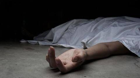 मुंबई: मार्च से अपनी मां के शव के साथ रहती पाई गई महिला मुंबई: मार्च से अपनी मां के शव के साथ रहती पाई गई महिला