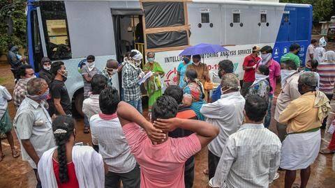 अंडमान निकोबार में बढ़ने लगा कोरोना का प्रकोप, राष्ट्रीय औसत से तीन गुना पहुंची पॉजीटिविटी रेट अंडमान निकोबार में बढ़ने लगा कोरोना का प्रकोप, राष्ट्रीय औसत से तीन गुना पहुंची पॉजीटिविटी रेट