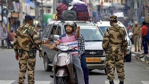 जम्मू-कश्मीरः घाटी के कई इलाकों में प्राइमरी स्कूल खुले, जम्मू में इंटरनेट सेवा पर फिर रोक जम्मू-कश्मीरः घाटी के कई इलाकों में प्राइमरी स्कूल खुले, जम्मू में इंटरनेट सेवा पर फिर रोक
