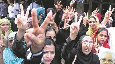 लोकसभा में पारित हुआ तीन तलाक विधेयक, अब राज्यसभा पर नजर लोकसभा में पारित हुआ तीन तलाक विधेयक, अब राज्यसभा पर नजर