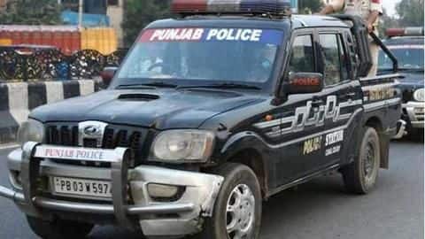 सुरक्षा के लिए रात के समय महिलाओं को अपनी गाड़ी में घर तक छोड़ेगी पंजाब पुलिस सुरक्षा के लिए रात के समय महिलाओं को अपनी गाड़ी में घर तक छोड़ेगी पंजाब पुलिस