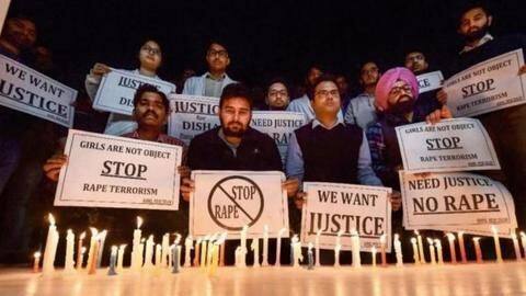 'रेप इन इंडिया' पर हंगामा, जानिये रेप को लेकर क्या-क्या बोल चुके हैं हमारे नेता 'रेप इन इंडिया' पर हंगामा, जानिये रेप को लेकर क्या-क्या बोल चुके हैं हमारे नेता