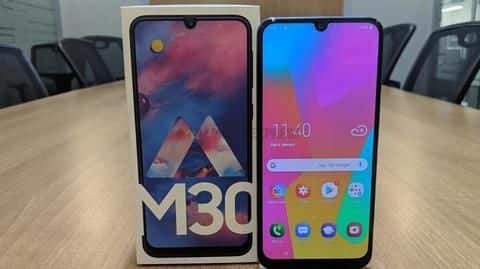 दोपहर 12 बजे से होगी सैमसंग गैलेक्सी M30 की सेल, जानिये स्मार्टफोन की कीमत और स्पेसिफिकेशन दोपहर 12 बजे से होगी सैमसंग गैलेक्सी M30 की सेल, जानिये स्मार्टफोन की कीमत और स्पेसिफिकेशन