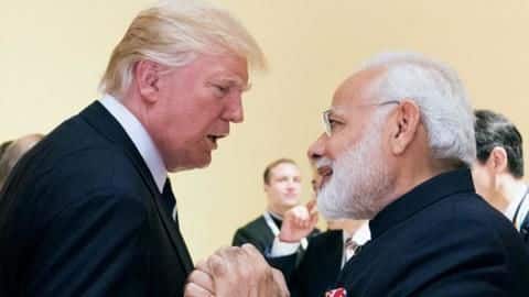 कोरोना से लड़ाई के लिए ट्रंप ने मोदी से की अमेरिका में दवा भेजने की मांग कोरोना से लड़ाई के लिए ट्रंप ने मोदी से की अमेरिका में दवा भेजने की मांग