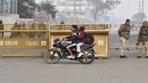 दिल्ली: भीड़ में उपद्रवियों को पहचानने के लिए फेस रिकगनेशन सिस्टम प्रयोग कर रही पुलिस दिल्ली: भीड़ में उपद्रवियों को पहचानने के लिए फेस रिकगनेशन सिस्टम प्रयोग कर रही पुलिस