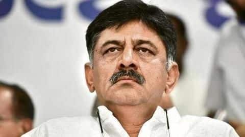 मनी लॉन्ड्रिंग मामले में कांग्रेस नेता डीके शिवकुमार गिरफ्तार, कर्नाटक में विरोध-प्रदर्शन जारी मनी लॉन्ड्रिंग मामले में कांग्रेस नेता डीके शिवकुमार गिरफ्तार, कर्नाटक में विरोध-प्रदर्शन जारी