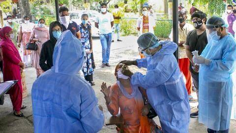 कोरोना वायरस: देश में बीते दिन 45,903 नए मामले, दिल्ली में रिकॉर्ड उछाल जारी कोरोना वायरस: देश में बीते दिन 45,903 नए मामले, दिल्ली में रिकॉर्ड उछाल जारी