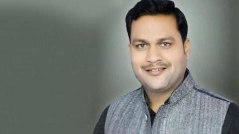 उत्तर प्रदेश: मृतक पत्रकार के परिवार को 10 लाख रुपये के मुआवजे का ऐलान उत्तर प्रदेश: मृतक पत्रकार के परिवार को 10 लाख रुपये के मुआवजे का ऐलान