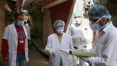 कोरोना वायरस: देश में संक्रमण का पता लगाने के घर-घर किया जा रहा सर्वे कोरोना वायरस: देश में संक्रमण का पता लगाने के घर-घर किया जा रहा सर्वे