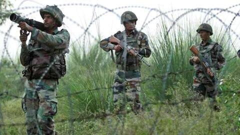 भारतीय सेना ने सीमा पार आतंकी ठिकानों को बनाया निशाना, नष्ट किए कई आतंकी लॉन्च पैड भारतीय सेना ने सीमा पार आतंकी ठिकानों को बनाया निशाना, नष्ट किए कई आतंकी लॉन्च पैड