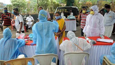 कोरोना: बीते दिन देश में मिले 15,158 नए मरीज, दुनियाभर में अब तक 20 लाख मौतें कोरोना: बीते दिन देश में मिले 15,158 नए मरीज, दुनियाभर में अब तक 20 लाख मौतें