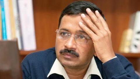 केजरीवाल और आप कार्यकर्ताओं के खिलाफ होगी FIR, झाड़ू के साथ लहराया था तिरंगा केजरीवाल और आप कार्यकर्ताओं के खिलाफ होगी FIR, झाड़ू के साथ लहराया था तिरंगा