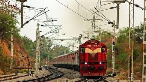 रेलवे ने रखा केवल स्वदेशी पुर्जों के इस्तेमाल का लक्ष्य, बाहर से नहीं लेगा सामान रेलवे ने रखा केवल स्वदेशी पुर्जों के इस्तेमाल का लक्ष्य, बाहर से नहीं लेगा सामान