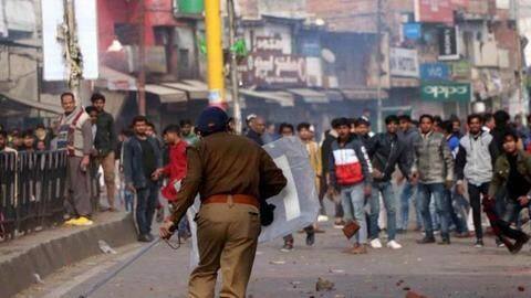 उत्तर प्रदेश: पुलिस ने छह साल पहले दुनिया छोड़ चुके व्यक्ति के खिलाफ की कार्रवाई उत्तर प्रदेश: पुलिस ने छह साल पहले दुनिया छोड़ चुके व्यक्ति के खिलाफ की कार्रवाई