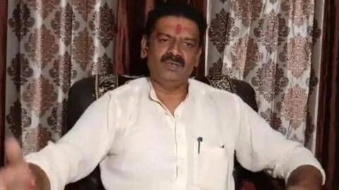 भाजपा नेता के बिगड़े बोल, कहा- धनतेरस पर बर्तन नहीं, तलवार खरीदें भाजपा नेता के बिगड़े बोल, कहा- धनतेरस पर बर्तन नहीं, तलवार खरीदें