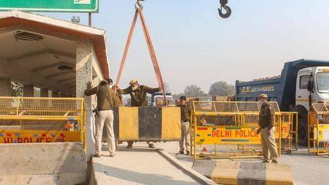 किसान प्रदर्शनों के चलते दिल्ली के कई बॉर्डर बंद, वैकल्पिक रास्तों के इस्तेमाल की सलाह किसान प्रदर्शनों के चलते दिल्ली के कई बॉर्डर बंद, वैकल्पिक रास्तों के इस्तेमाल की सलाह
