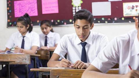 दिल्ली में बोर्ड परीक्षा के दौरान बंद रहेगी राशन वितरण और वेक्सीनेशन प्रक्रिया दिल्ली में बोर्ड परीक्षा के दौरान बंद रहेगी राशन वितरण और वेक्सीनेशन प्रक्रिया