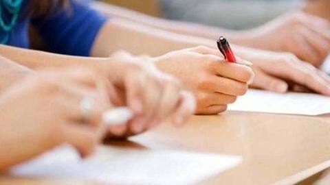 छत्तीसगढ़: बचीं हुईं बोर्ड परीक्षाओं के लिए जारी हुआ नया शेड्यूल, जानें नई तारीखें छत्तीसगढ़: बचीं हुईं बोर्ड परीक्षाओं के लिए जारी हुआ नया शेड्यूल, जानें नई तारीखें