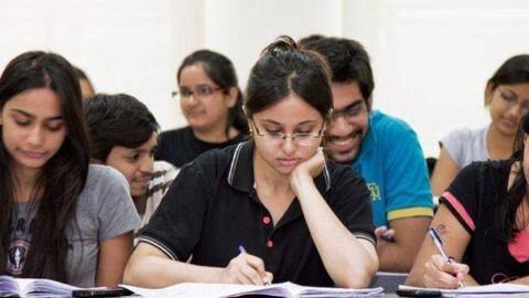 CBSE Board 10th Exam 2020: इन टॉप ऑनलाइन प्लेटफॉर्मों से प्राप्त करें सैंपल पेपर CBSE Board 10th Exam 2020: इन टॉप ऑनलाइन प्लेटफॉर्मों से प्राप्त करें सैंपल पेपर