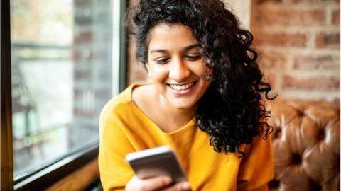 बार-बार रीचार्ज करना झंझट लगता है तो लें एक साल या उससे ज्यादा वैलेडिटी वाले प्लान्स बार-बार रीचार्ज करना झंझट लगता है तो लें एक साल या उससे ज्यादा वैलेडिटी वाले प्लान्स
