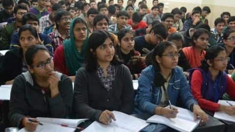 NCERT: 10 से 15 प्रतिशत तक पाठ्यक्रम में होगी कटौती, जानें विवरण NCERT: 10 से 15 प्रतिशत तक पाठ्यक्रम में होगी कटौती, जानें विवरण