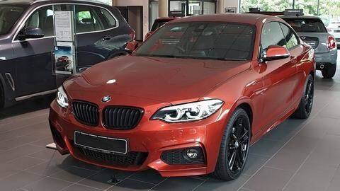 टर्बो पेट्रोल इंजन के साथ भारत में लॉन्च हुई BMW 220i M स्पोर्ट टर्बो पेट्रोल इंजन के साथ भारत में लॉन्च हुई BMW 220i M स्पोर्ट