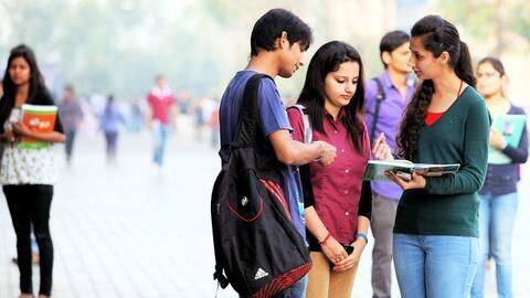 जुलाई की जगह सितंबर से शुरू हो सकता है नया कॉलेज सेशन, सिमित ने दिया प्रस्ताव जुलाई की जगह सितंबर से शुरू हो सकता है नया कॉलेज सेशन, सिमित ने दिया प्रस्ताव