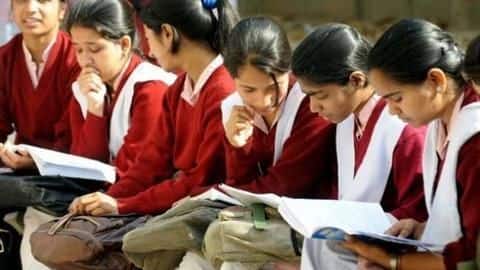 CBSE 10th Board Exam: साइंस के पेपर में पूछे जाएंगे इतने प्रश्न, जानें परीक्षा पैटर्न CBSE 10th Board Exam: साइंस के पेपर में पूछे जाएंगे इतने प्रश्न, जानें परीक्षा पैटर्न