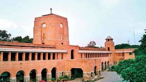 DU UG Admission 2019: आज से शुरू होगी प्रक्रिया, जानें कब से और कैसे करें आवेदन DU UG Admission 2019: आज से शुरू होगी प्रक्रिया, जानें कब से और कैसे करें आवेदन