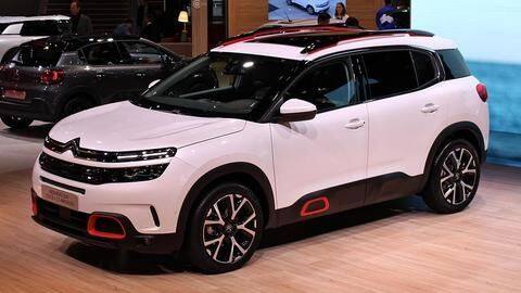 भारत में सिट्रॉन की SUV C5 एयरक्रॉस से उठा पर्दा, मार्च में होगी लॉन्च भारत में सिट्रॉन की SUV C5 एयरक्रॉस से उठा पर्दा, मार्च में होगी लॉन्च