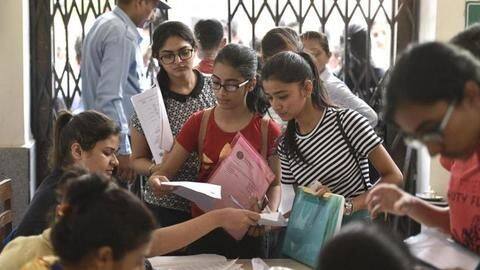 DU Admission 2019: मई की इस तारीख से शुरू होगी दाखिले की प्रक्रिया, जानें विवरण DU Admission 2019: मई की इस तारीख से शुरू होगी दाखिले की प्रक्रिया, जानें विवरण