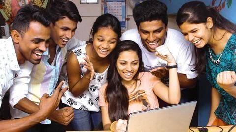 हरियाणा 10वीं का रिजल्ट हुआ जारी, चार छात्रों ने टॉप की परीक्षा हरियाणा 10वीं का रिजल्ट हुआ जारी, चार छात्रों ने टॉप की परीक्षा