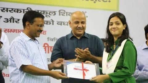 केजरीवाल सरकार का छात्रों को तोहफा, हायर एजुकेशन के लिए 10 लाख तक का मिलेगा लोन केजरीवाल सरकार का छात्रों को तोहफा, हायर एजुकेशन के लिए 10 लाख तक का मिलेगा लोन