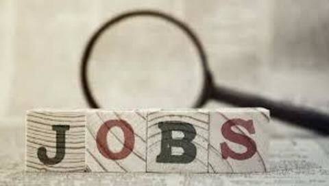 UKSSSC Recruitment 2019: 300 से भी अधिक पदों पर निकली भर्ती, जानें विवरण UKSSSC Recruitment 2019: 300 से भी अधिक पदों पर निकली भर्ती, जानें विवरण