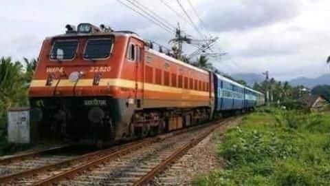 रेलवे भर्ती 2020: अप्रेंटिस के हजारों पदों पर निकली भर्ती, जल्द करें आवेदन रेलवे भर्ती 2020: अप्रेंटिस के हजारों पदों पर निकली भर्ती, जल्द करें आवेदन