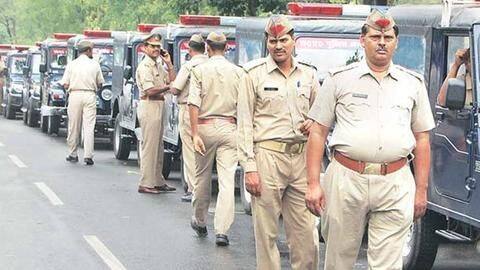 बिहार में कांस्टेबल के 8,000 से अधिक पदों पर निकाली भर्ती, 69,100 रुपये तक है सैलरी बिहार में कांस्टेबल के 8,000 से अधिक पदों पर निकाली भर्ती, 69,100 रुपये तक है सैलरी