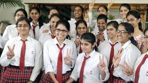 CBSE 10th Result 2019: 97 टॉपर में से 28 हैं नोएडा और गाजियाबाद से, जानें CBSE 10th Result 2019: 97 टॉपर में से 28 हैं नोएडा और गाजियाबाद से, जानें